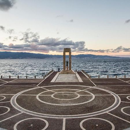 La Casa Di Nausicaa - Vespero Leilighet Reggio di Calabria Eksteriør bilde