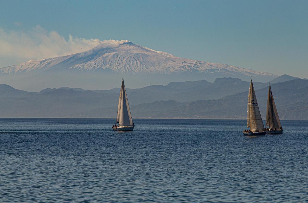 La Casa Di Nausicaa - Vespero Leilighet Reggio di Calabria Eksteriør bilde